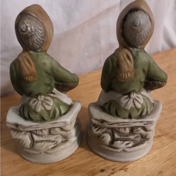 2 Vintage FBIA Porcelain Figurines of Old Ladies Holding a Basket $5.00 each - Picture 5 of 6